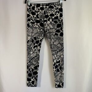 Nike Black, Grey & White Splotchy Print Leggings